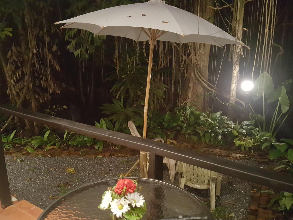 فندق Hug Rimtharn Ban Khao Klom المظهر الخارجي الصورة