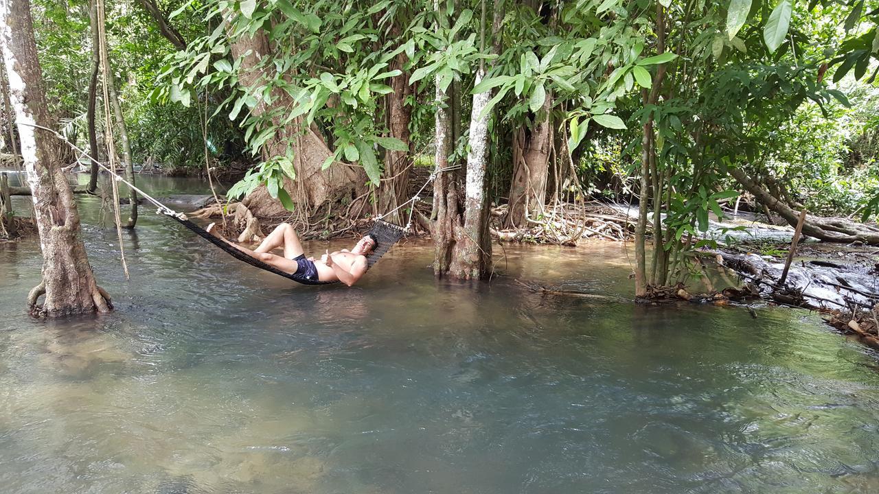 فندق Hug Rimtharn Ban Khao Klom المظهر الخارجي الصورة