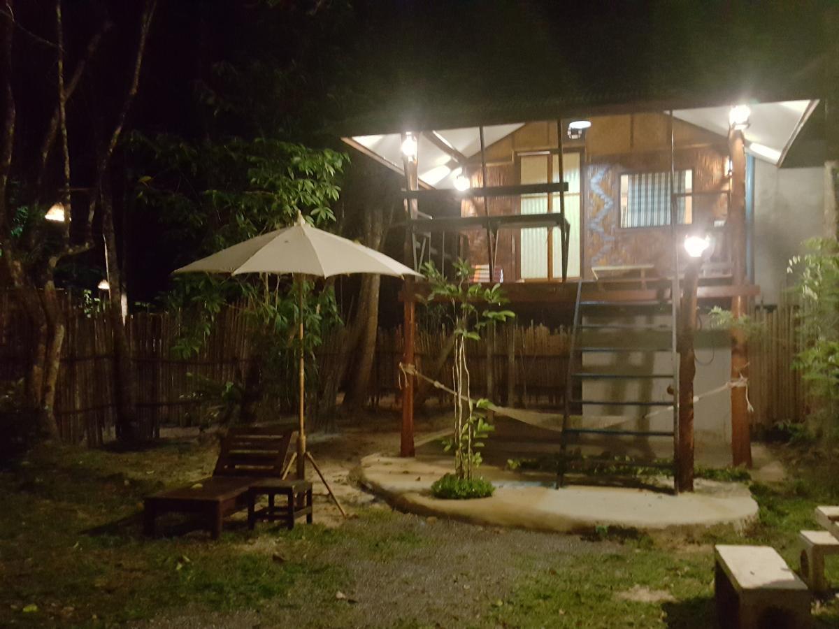فندق Hug Rimtharn Ban Khao Klom المظهر الخارجي الصورة