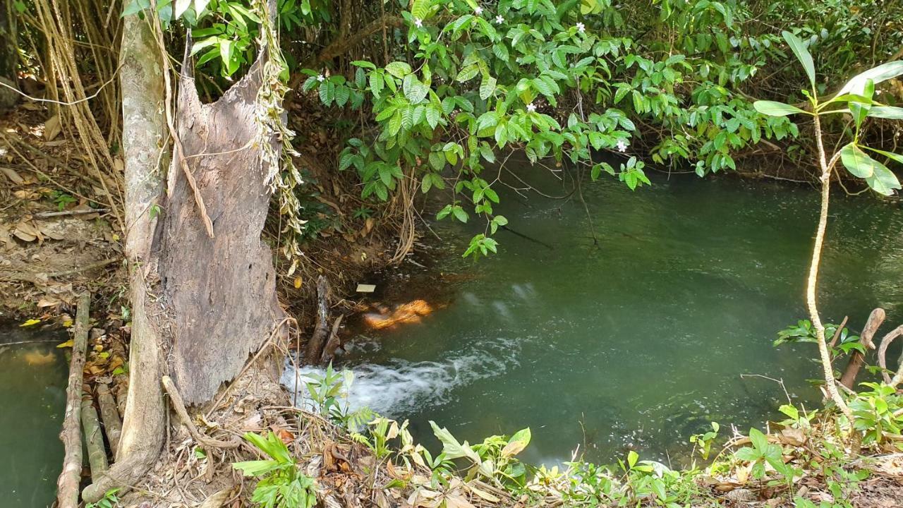 فندق Hug Rimtharn Ban Khao Klom المظهر الخارجي الصورة